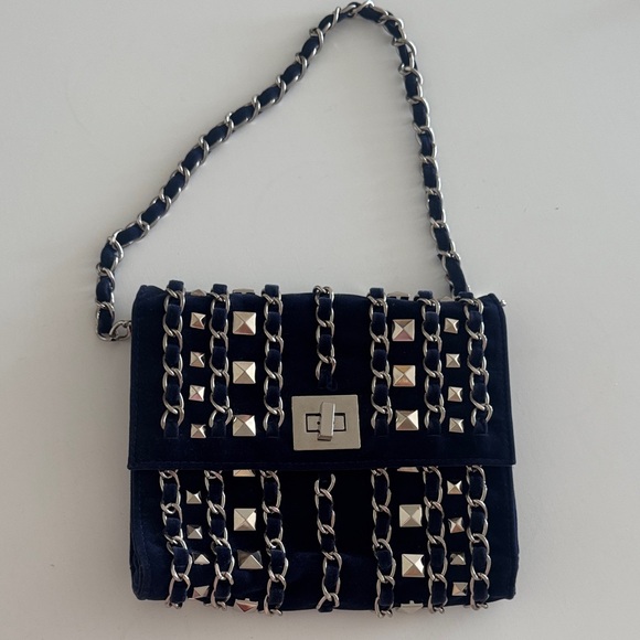 no name Handbags - Chain-Accented Navy Shoulder Bag with Silver Hardware 6 * 8 inches